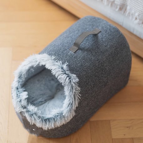 Large Enclosed Soft Fleece Cat Bed | Higooga