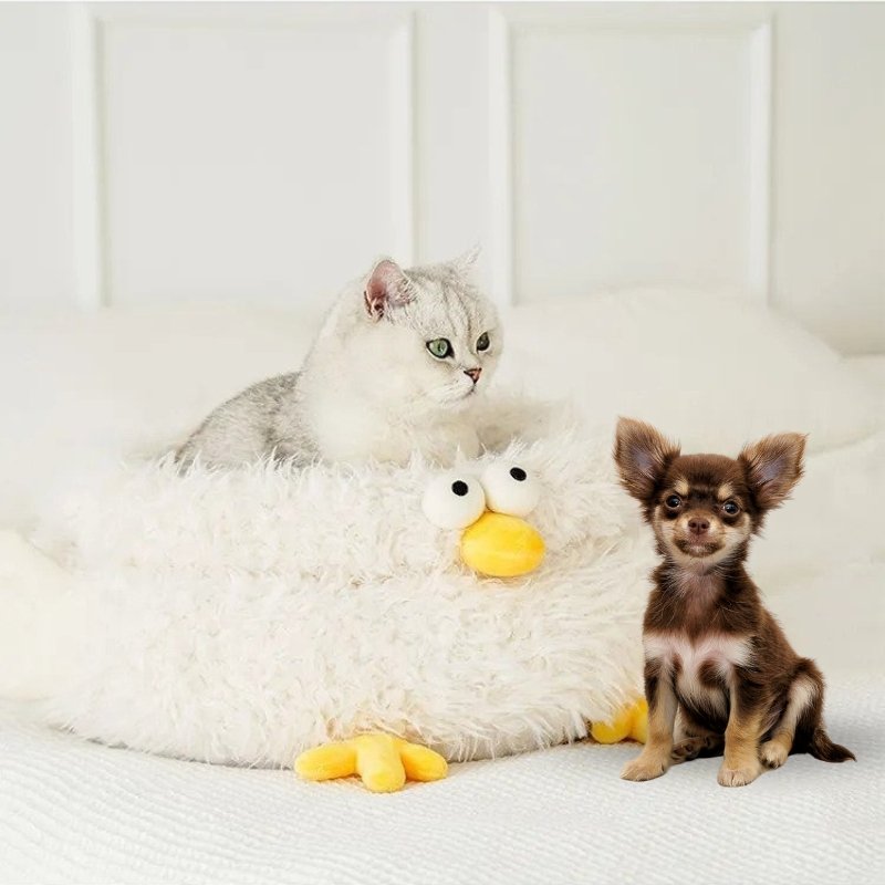 Adorable Plush Chick Cat Bed | Higooga
