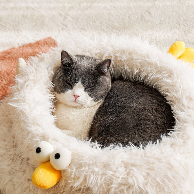 Adorable Plush Chick Cat Bed | Higooga