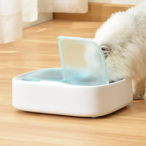 Petoneer Two Meals Wet & Dry Pet Feeder With Ice Packs | Higooga